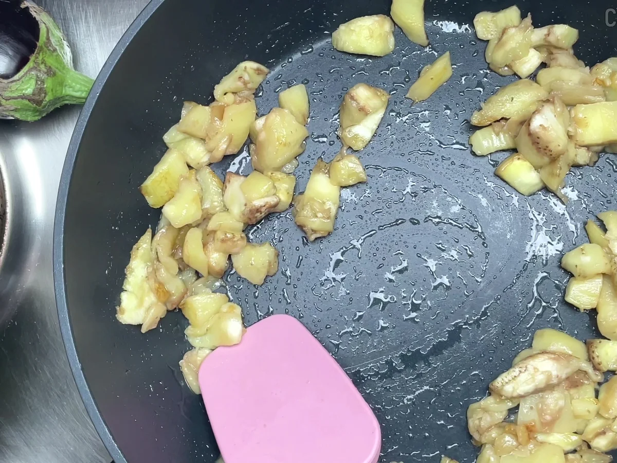 Gebackene Aubergine mit Feta und Ei - Rezept - Bild Nr. 17510