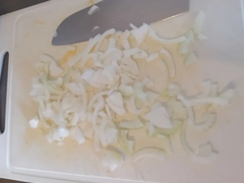 Schweinefilet-Steinpilz-Tomaten-Pfanne mit Naan Brot - Rezept - Bild Nr. 17512