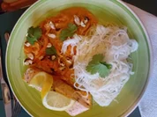 Lachs-Curry mit Reisnudeln - Rezept - Bild Nr. 17507