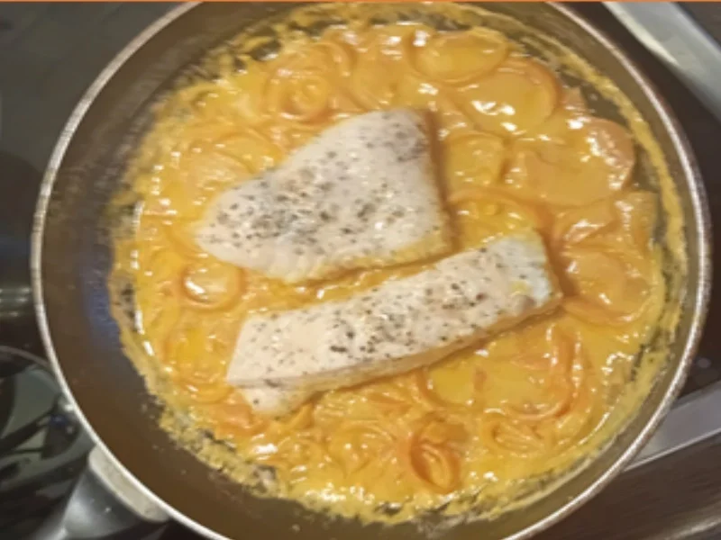 Rezept: Lachs-Curry mit Reisnudeln Bild Nr. 17514 Lachs-Curry mit Reisnudeln - Rezept - Bild Nr. 17514