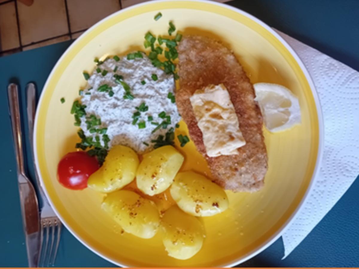 Knusper-Schnitzel mit grüner Sauce und Pellkartoffeln - Rezept - Bild Nr. 17507