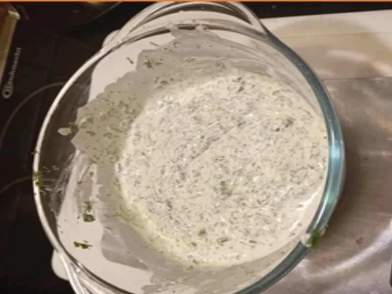 Knusper-Schnitzel mit grüner Sauce und Pellkartoffeln - Rezept - Bild Nr. 17514