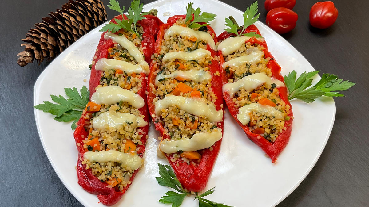 Gefüllte Paprika mal anders! Ohne Fleisch - Rezept - Bild Nr. 17526