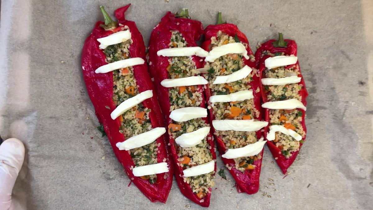 Gefüllte Paprika mal anders! Ohne Fleisch - Rezept - Bild Nr. 17530