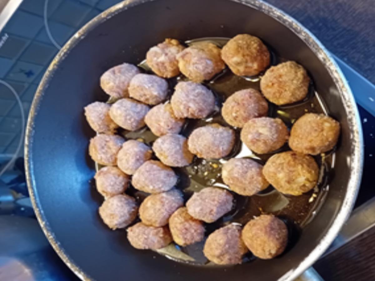 Möhren-Creme-Suppe mit Hackfleischbällchen - Rezept - Bild Nr. 20
