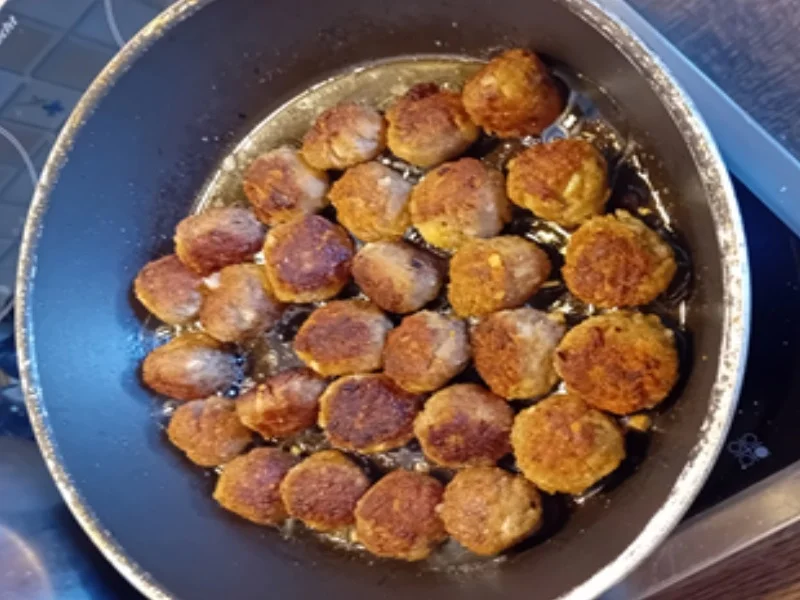 Möhren-Creme-Suppe mit Hackfleischbällchen - Rezept - Bild Nr. 26