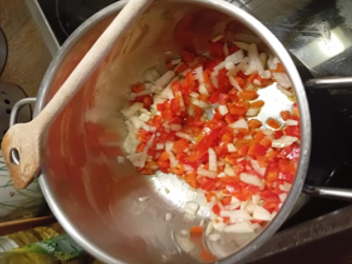 Zucchini-Schnitzelchen mit Djuvec-Reis - Rezept - Bild Nr. 17525