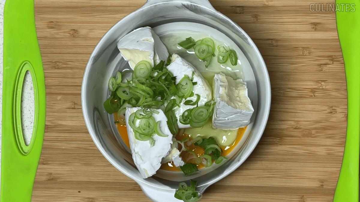 Gebackene Brie- Kümmelbrötchen mit Cherry - Rezept - Bild Nr. 17519