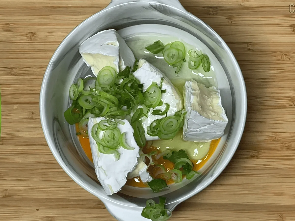 Gebackene Brie- Kümmelbrötchen mit Cherry - Rezept - Bild Nr. 17519