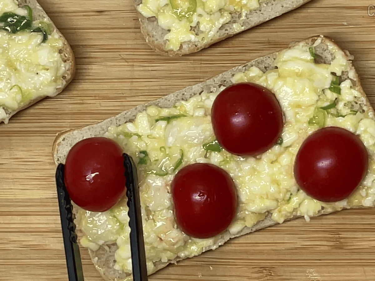 Gebackene Brie- Kümmelbrötchen mit Cherry - Rezept - Bild Nr. 17522