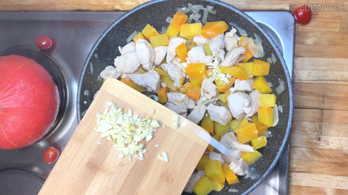 Rezept: Kürbis Rezept. Cremiges Hähnchen mit Kürbis Bild Nr. 17523 Kürbis Rezept. Cremiges Hähnchen mit Kürbis - Rezept - Bild Nr. 17523