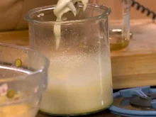 Speck-Röstzwiebel-Mayonnaise - Rezept - Bild Nr. 2