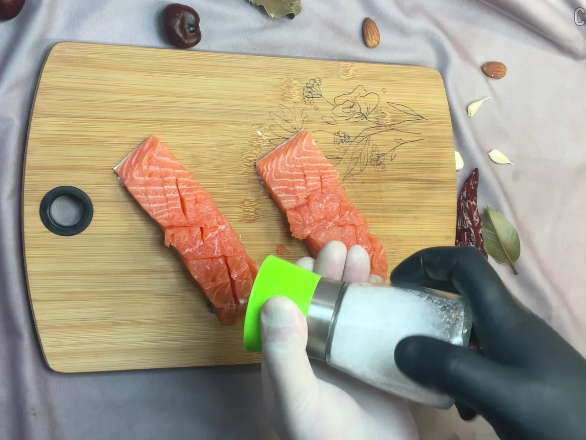 Honig-Knoblauch-Lachs mit Reisnudeln - Rezept - Bild Nr. 17526