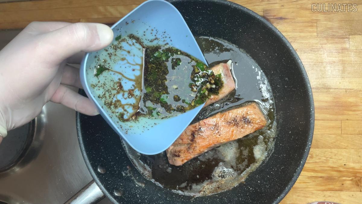 Honig-Knoblauch-Lachs mit Reisnudeln - Rezept - Bild Nr. 17529