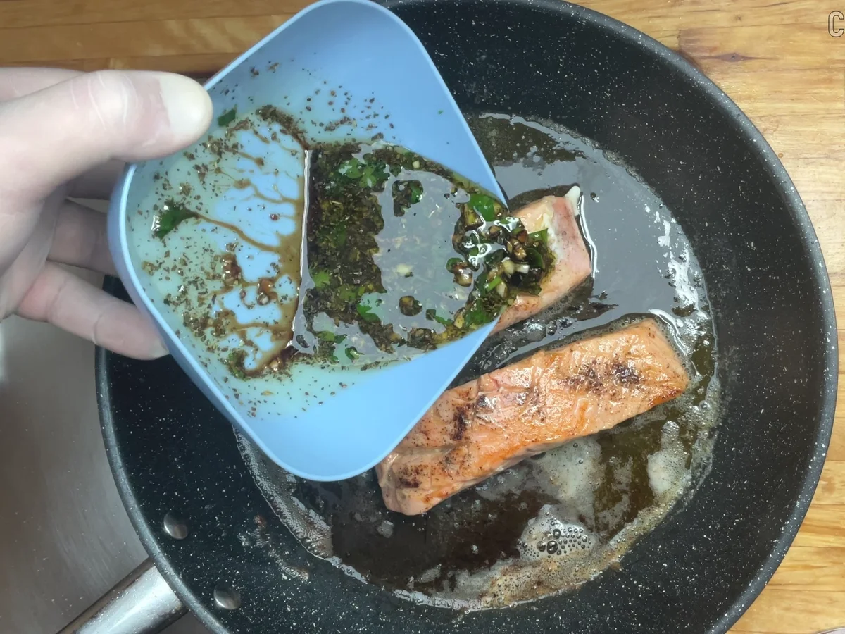 Honig-Knoblauch-Lachs mit Reisnudeln - Rezept - Bild Nr. 17529