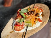 Sucuk-Kebab und Weißkohl-Kebab mit Pide (Sarah Bora und Eko Fresh) - Rezept - Bild Nr. 2