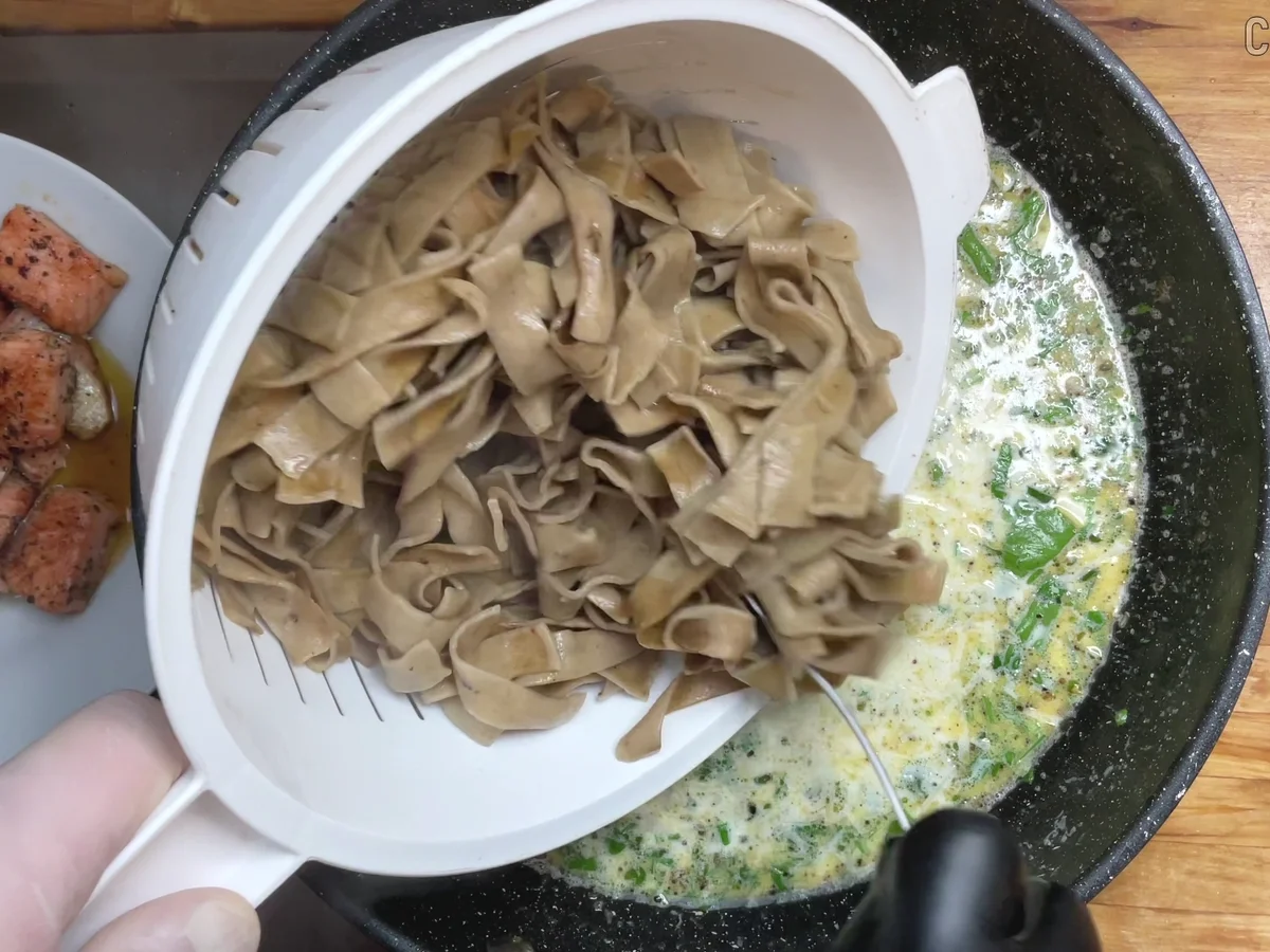 Cremige Lachs-Pasta Rezept - Rezept - Bild Nr. 17526