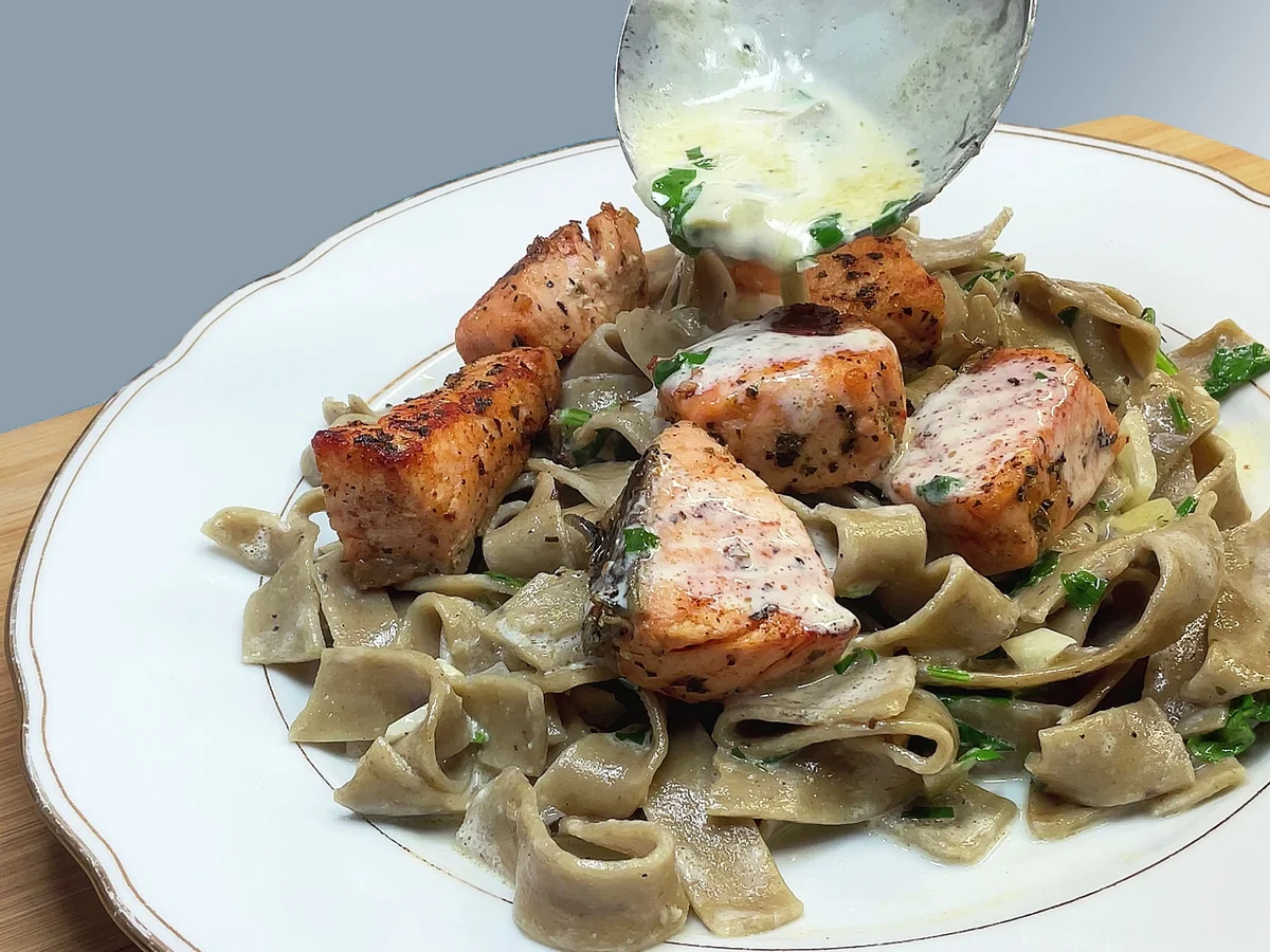 Cremige Lachs-Pasta Rezept - Rezept - Bild Nr. 17529