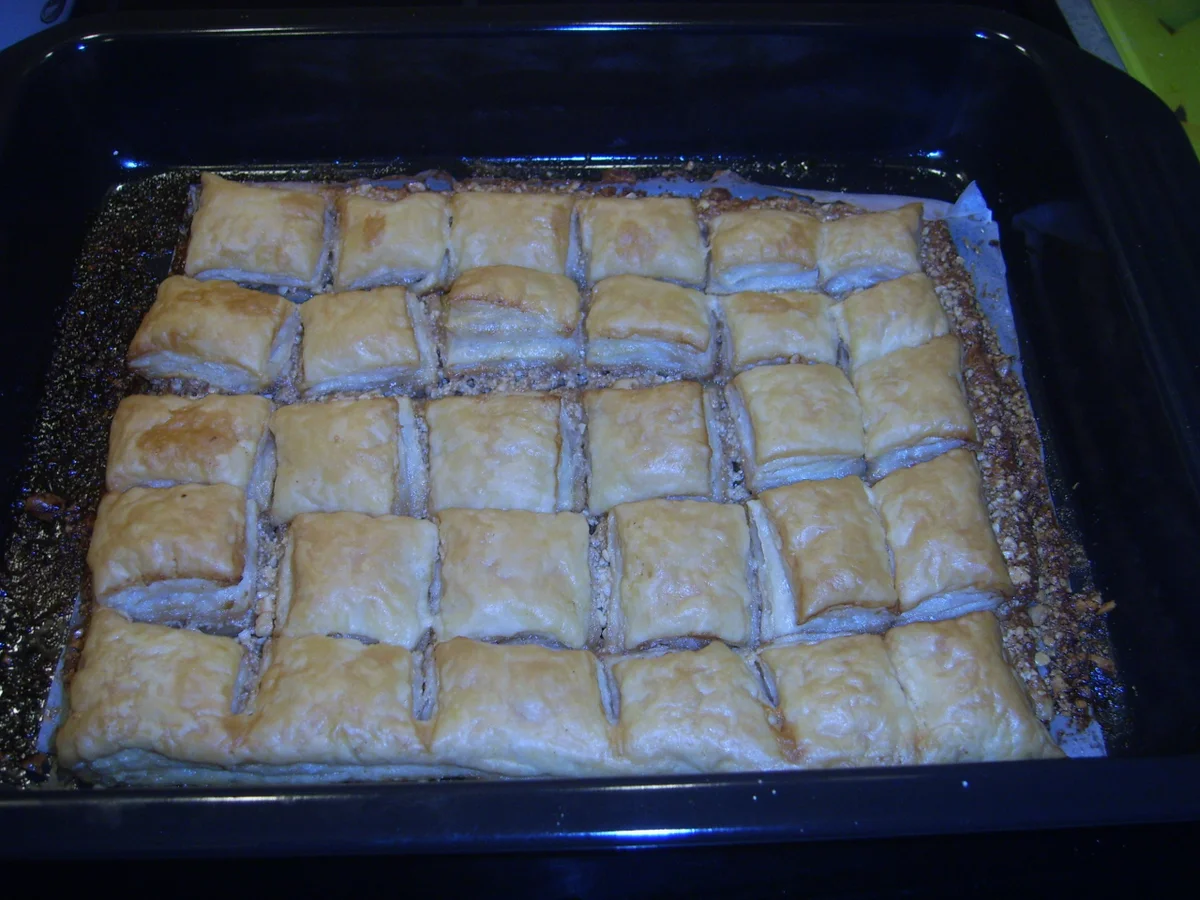 Baklava mit Butterblätterteig - Rezept - Bild Nr. 17519
