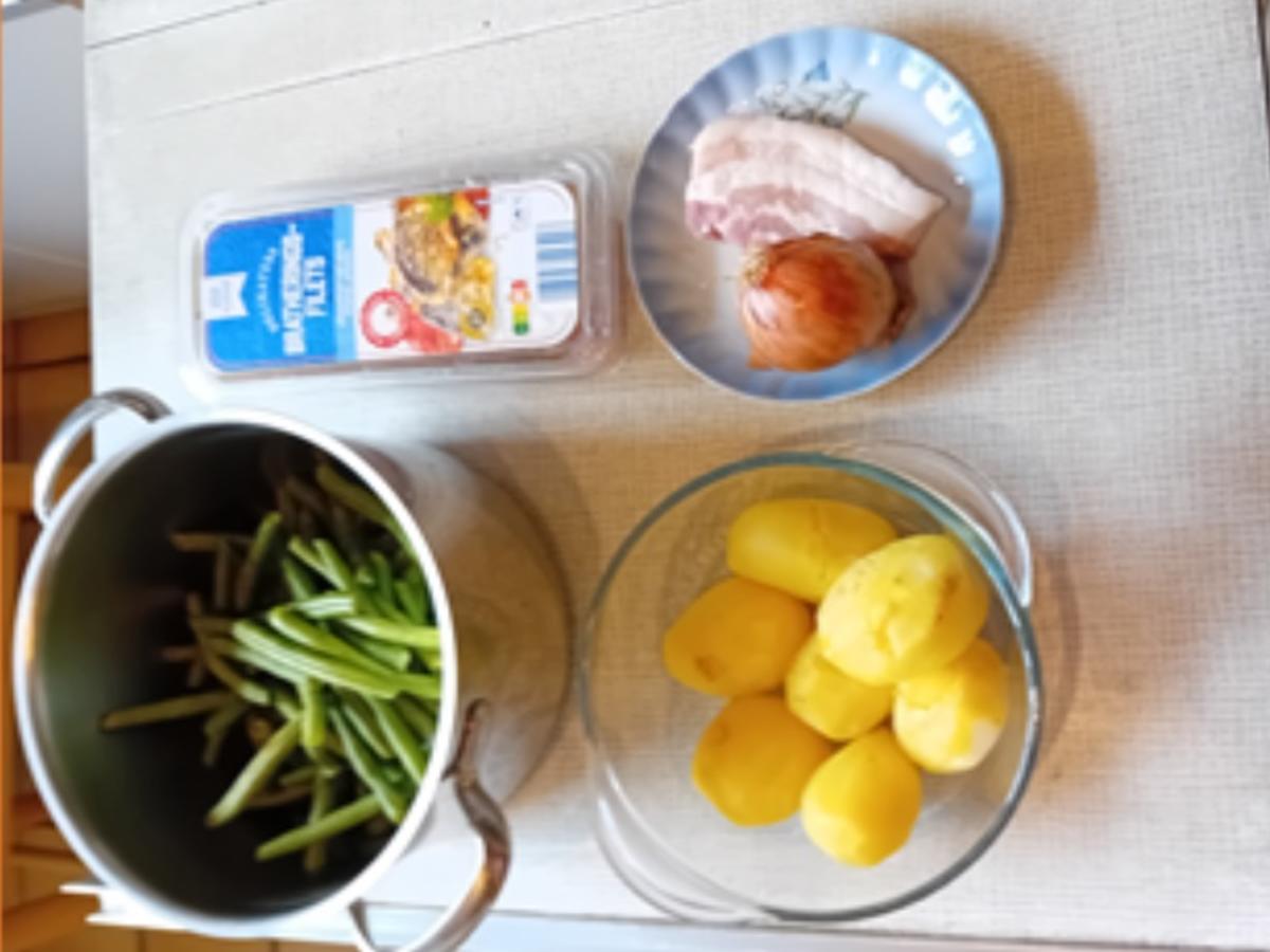 Herzhafte Bratkartoffeln mit grünen Bohnen und Bratheringsfilet - Rezept - Bild Nr. 17519