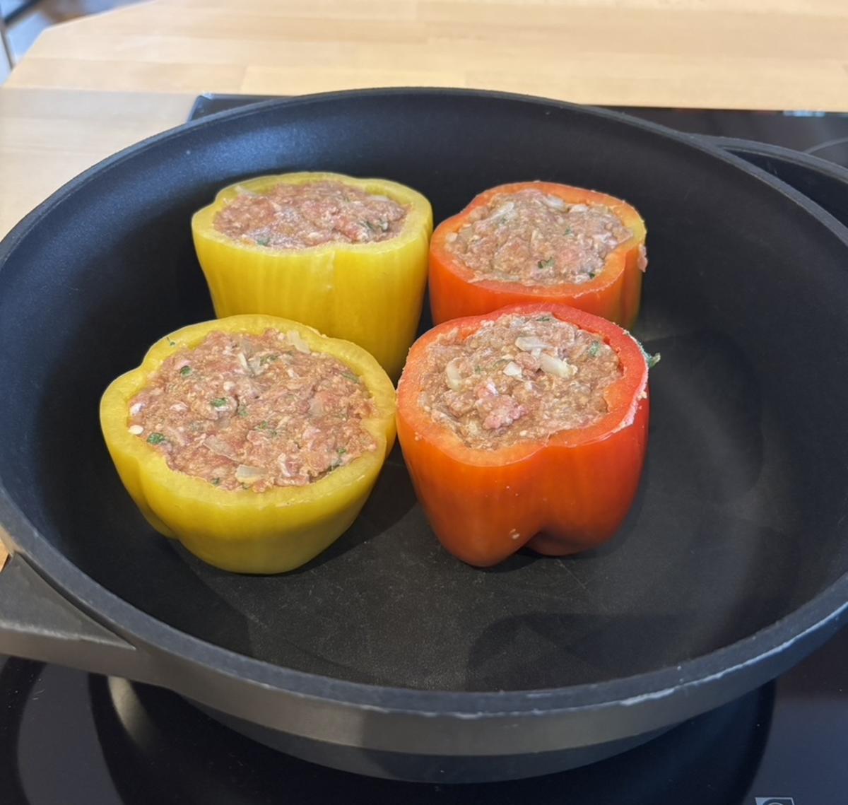 Gefüllte Paprikaschoten - Rezept - Bild Nr. 17518