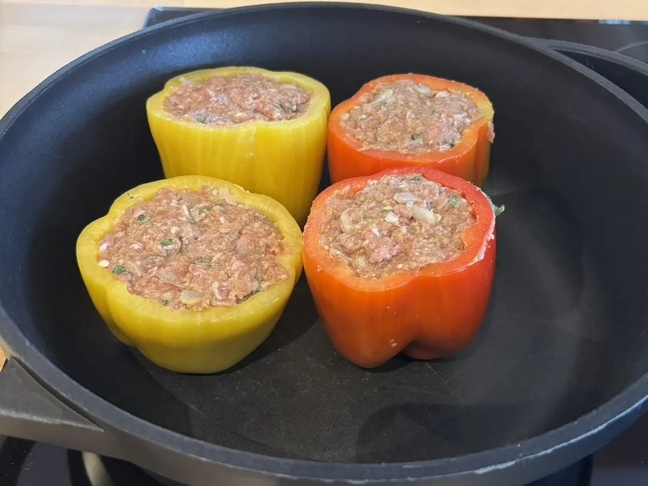 Gefüllte Paprikaschoten - Rezept - Bild Nr. 17518