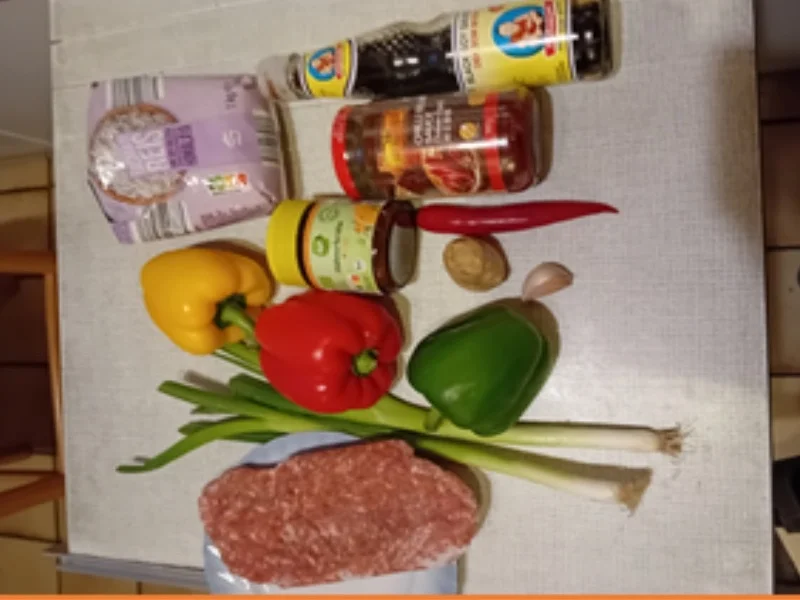 Hackfleisch mit Paprikamix in scharfer Sauce mit Basmatireis - Rezept - Bild Nr. 3