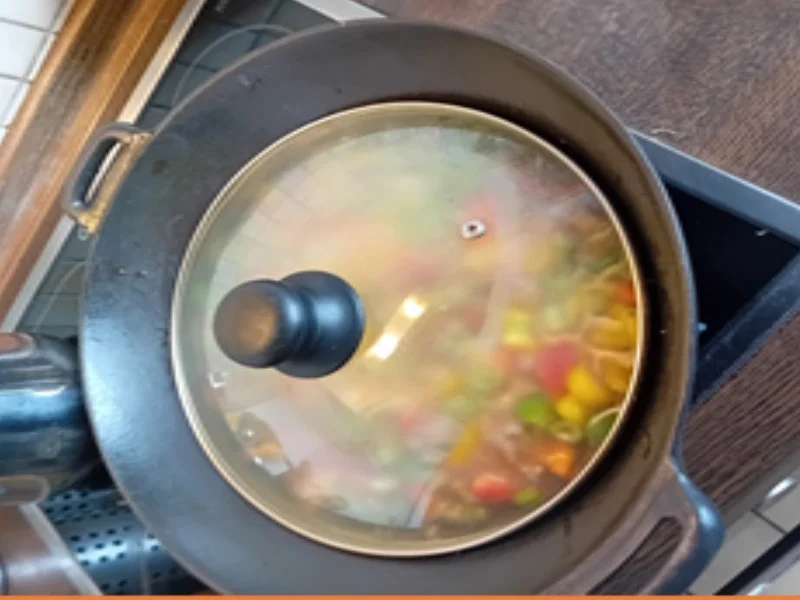 Hackfleisch mit Paprikamix in scharfer Sauce mit Basmatireis - Rezept - Bild Nr. 11