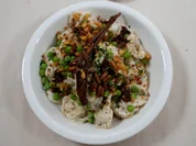 Handgemachte Orecchiette in Joghurt-Sauce mit frischen Erbsen und Pita-Brot - Rezept - Bild Nr. 17518