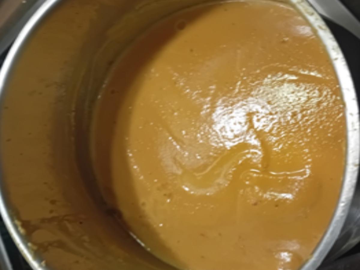 Möhren-Kürbis-Creme-Suppe mit Garnelenspieß - Rezept - Bild Nr. 17527