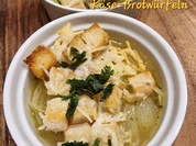 Zwiebelsuppe mit Käse-Brotwürfeln - Rezept - Bild Nr. 17520