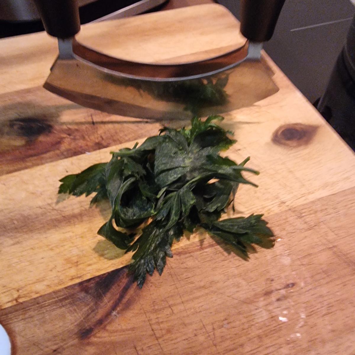 Rezept: Zwiebelsuppe mit Käse-Brotwürfeln Bild Nr. 17532 Zwiebelsuppe mit Käse-Brotwürfeln - Rezept - Bild Nr. 17532