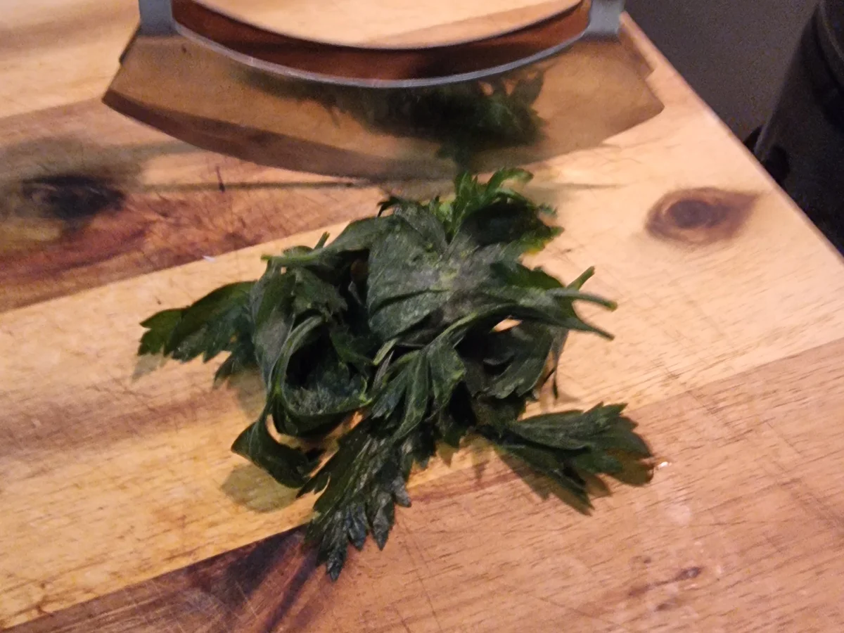 Rezept: Zwiebelsuppe mit Käse-Brotwürfeln Bild Nr. 17532 Zwiebelsuppe mit Käse-Brotwürfeln - Rezept - Bild Nr. 17532