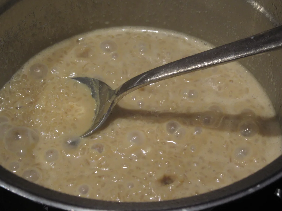 Rezept: Reis: Espresso-Milchreis mit Gewürz-Apfel-Kompott Bild Nr. 5 Reis: Espresso-Milchreis mit Gewürz-Apfel-Kompott - Rezept - Bild Nr. 5