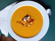Kürbis-Apfelsuppe mit herzhafter Einlage - Rezept - Bild Nr. 17521