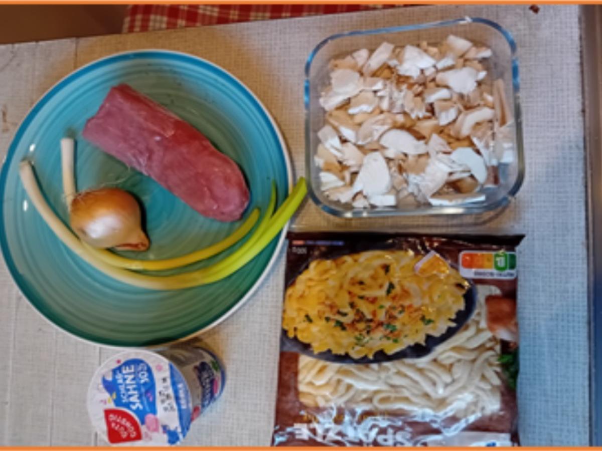 Rahmgeschnetzeltes mit Steinpilzen und Spätzle - Rezept - Bild Nr. 4