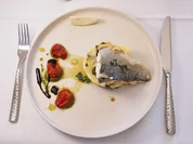 Wolfsbarsch auf cremigem Mangold-Kartoffelstampf - Rezept - Bild Nr. 2