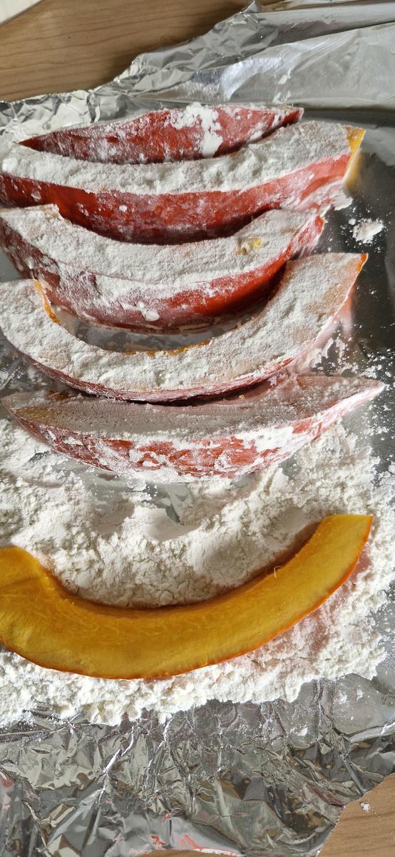 Rezept: Kürbisspalten mit scharfer Tomatensalsa Bild Nr. 5 Kürbisspalten mit scharfer Tomatensalsa - Rezept - Bild Nr. 5