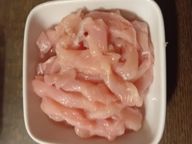 Mie-Nudeln mit Hähnchenfleisch, Paprikamix, Zwiebel und Ei - Rezept - Bild Nr. 5