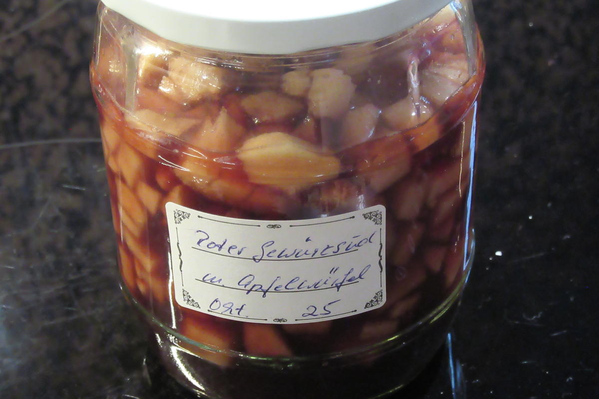 Vorrat: Äpfel im Rotwein-Gewürz-Sud - Rezept - Bild Nr. 17537
