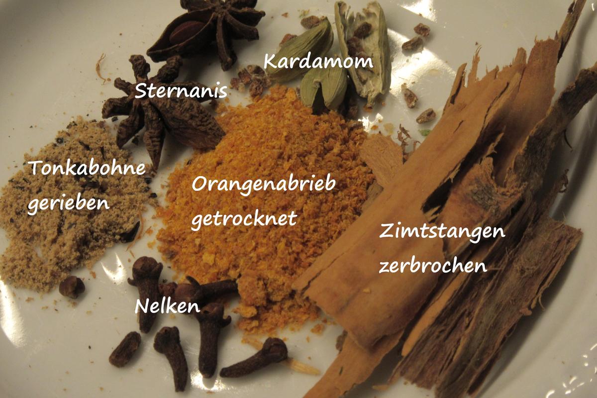 Vorrat: Äpfel im Rotwein-Gewürz-Sud - Rezept - Bild Nr. 17539