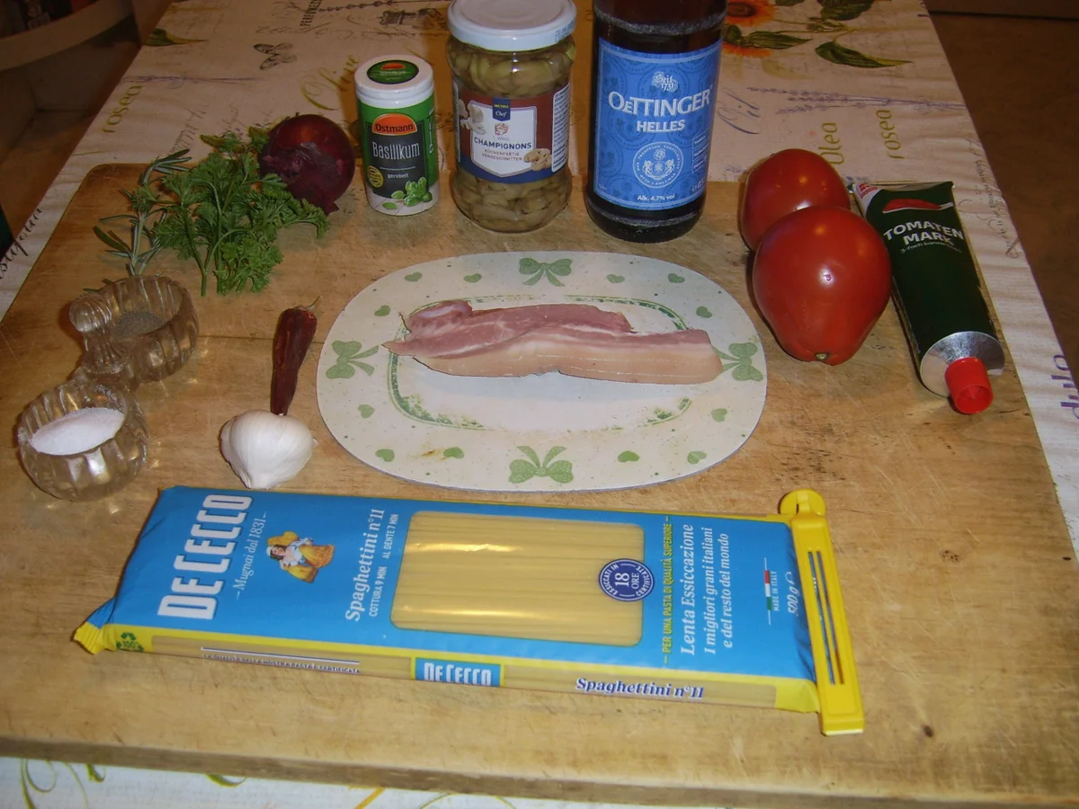 Specknudeln mit Tomate und Champignons - Rezept - Bild Nr. 17539