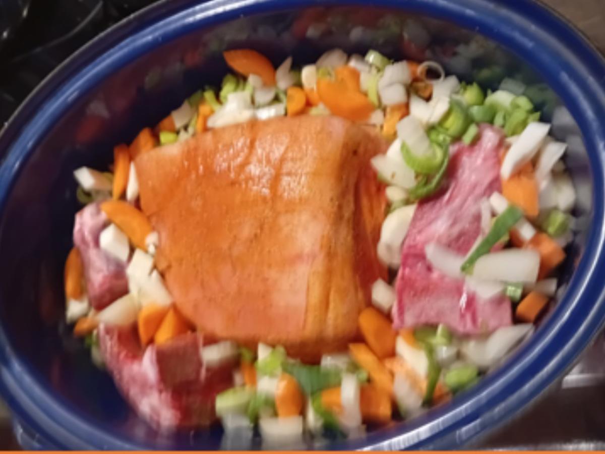 Bierbraten mit Sauce, Rosenkohl und Böhmischen Knödeln - Rezept - Bild Nr. 5