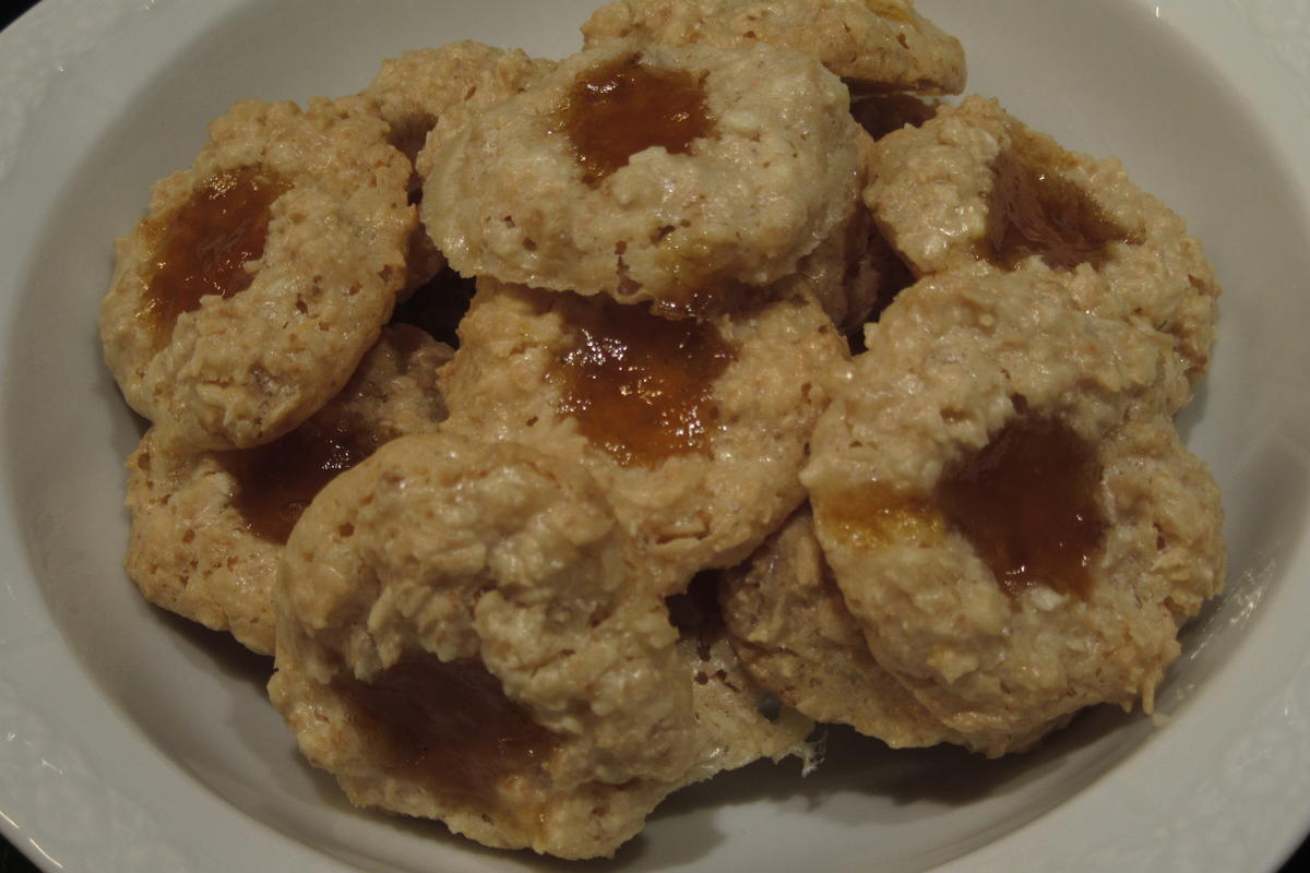 Rezept: Plätzchen: Fruchtige Kokosmakronen Bild Nr. 17539 Plätzchen: Fruchtige Kokosmakronen - Rezept - Bild Nr. 17539