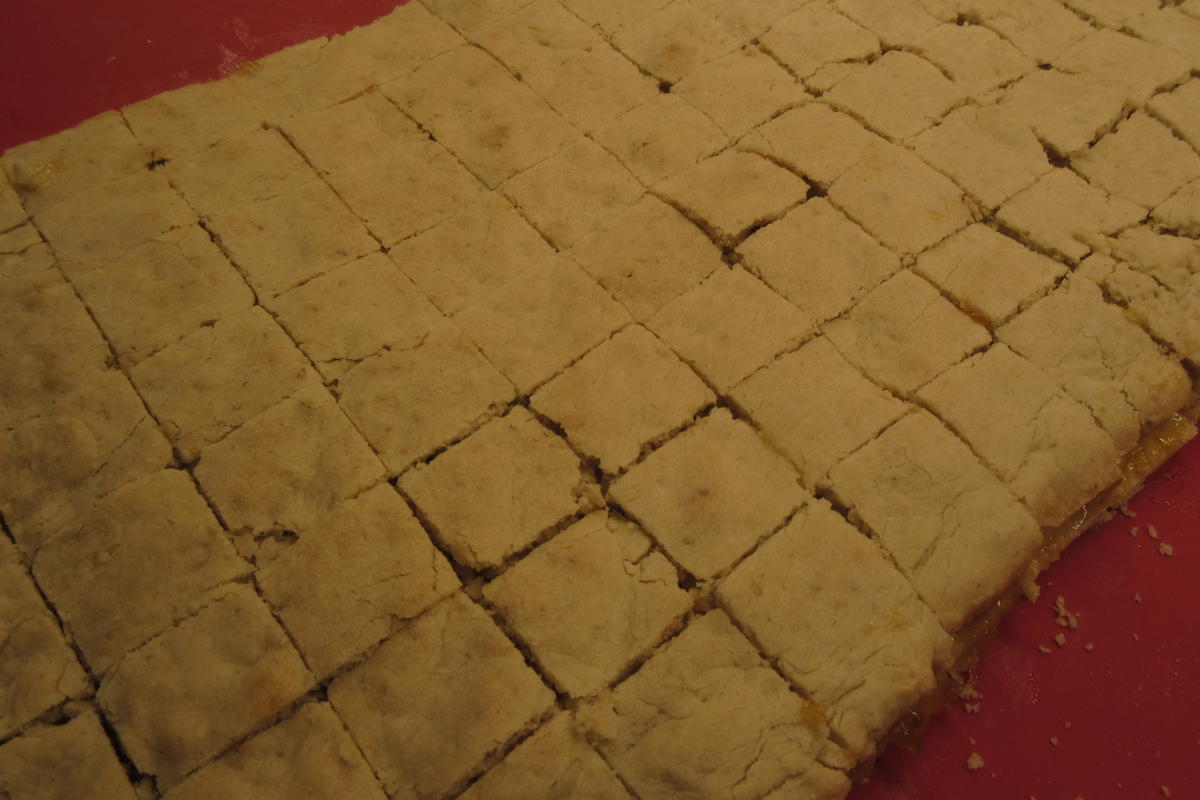 Rezept: Plätzchen: Gefüllte Walnusswürfel Bild Nr. 17545 Plätzchen: Gefüllte Walnusswürfel - Rezept - Bild Nr. 17545