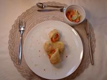 Frühlingsrollen mit Papayasalat und Süß-Sauer-Soße - Rezept - Bild Nr. 17547
