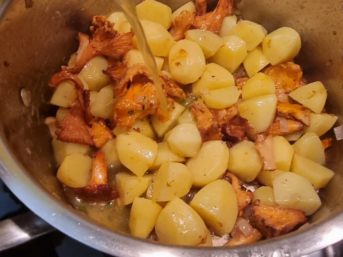 Kartoffel-Pfifferling-Cremesuppe - Rezept - Bild Nr. 17572