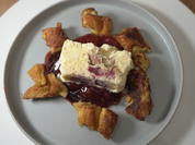 Vanilleparfait mit Kaiserschmarrn-Stückchen & Zwetschgenröster - Rezept - Bild Nr. 17574
