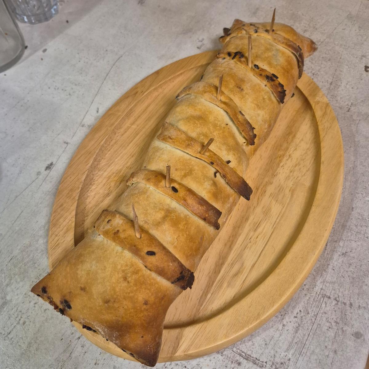 Rezept: Schwarzer Zauberstrudel mit leichtem Coleslaw Bild Nr. 17586 Schwarzer Zauberstrudel mit leichtem Coleslaw - Rezept - Bild Nr. 17586