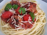 Spaghetti mit Hackbällchen in Tomatensauce - Rezept - Bild Nr. 17574
